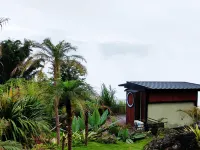 Listen to Ziyun. Yunshang Shiwai Hotel Hotels in Zhenkang