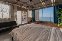 Houyuan Qisu Creative Theme Hostel