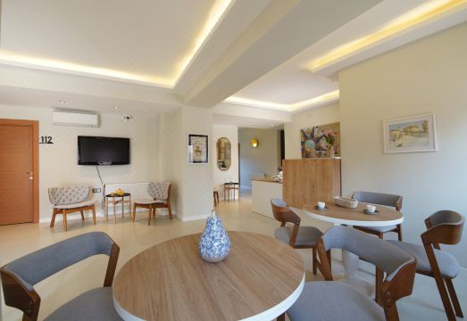 2. 아이코스 보즈카..