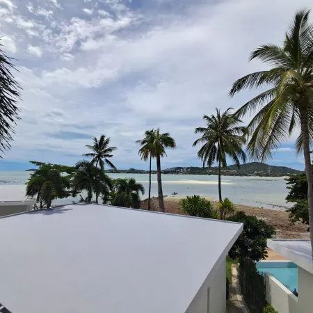 Replay Pool Villa