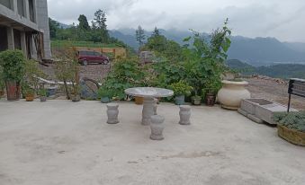 Hefeng Huaheng Homestay