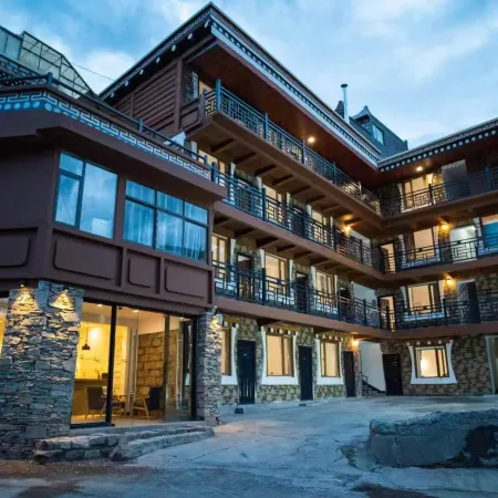 Xiaojin Qimuyizhan Homestay