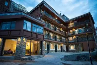 Xiaojin Qimuyizhan Homestay 쓰구냥산 주변 호텔