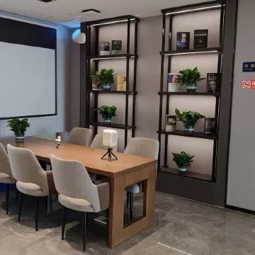 7 Days Premium Hotel (Hanzhong Yang County Zhengfu Xingzheng Fuwuzhongxin)