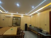 Changtai Changyuan Hotel - parkir