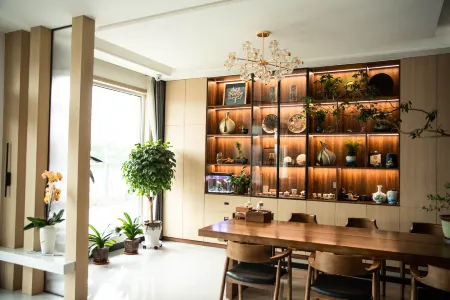 Hongxinyuan Qingju Apartment Hotel