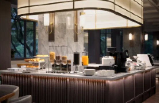 Guiyang Banshan Hotel (Jiaxiu Lou Qingyun Market)