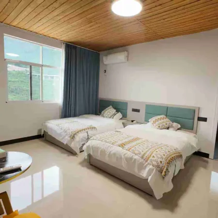 Hefeng Jiwang Homestay