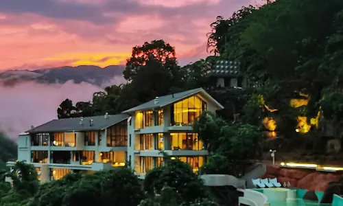 Su Ri Qinghe Cliff Waterfall Wild Luxury Hotel