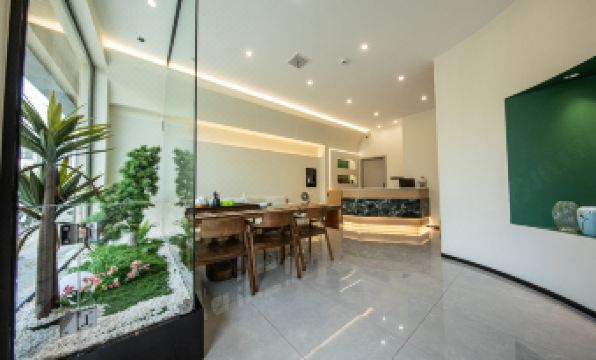 Lushan Chengxiang Homestay (Donglin Buddha Donglin Temple Pure Land Garden)