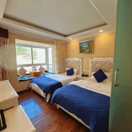 Kangding Fanju Homestay