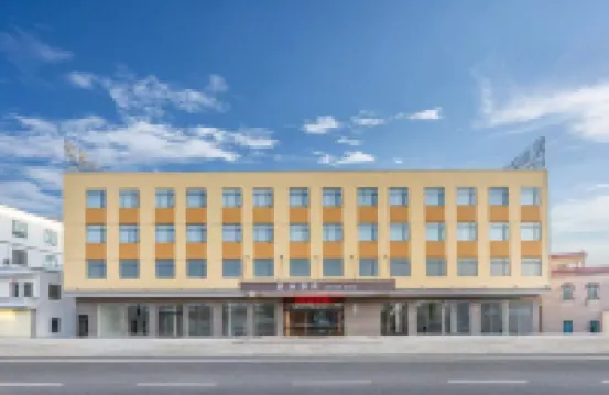 Junkun Hotel (Maoming Dianbai Ling)
