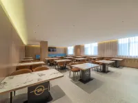 觀蘭山飯店（石嘴山萬達廣場店） - 停車場