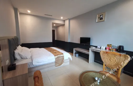 君豪商務賓館（鄰水豐禾鎮店）