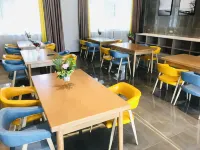 Mi Boutique Chain Hotel (Huanggang Art School)