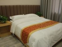 蓬溪春熙假日酒店 - 标准大床房