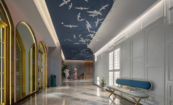Chocolate Hotel (Changsha Wuyi Square Yuanjialing Subway Station)