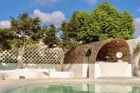 Nous Hotel - Rooftop Pools