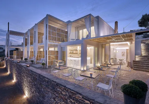 Canal Suites Hotels in Kythnos