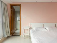 三月服务式公寓(杭州下沙和达城店) - 舒适大床房