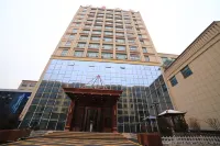 Yijing Oriental International Hote Hotels near Jianshe Park