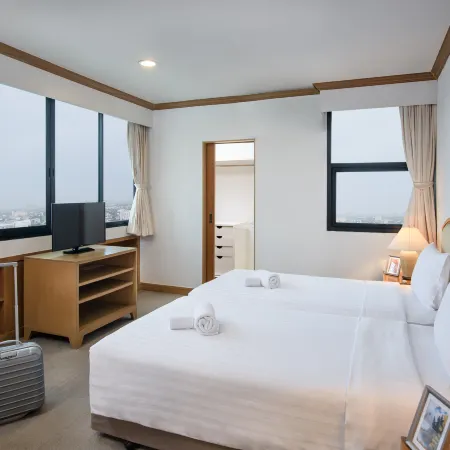 Riverine Place Hotel and Residence