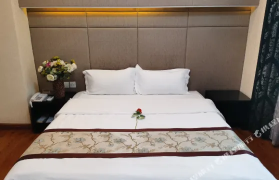 泰9酒店（肇東店）