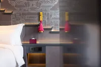 Linqi Hotel