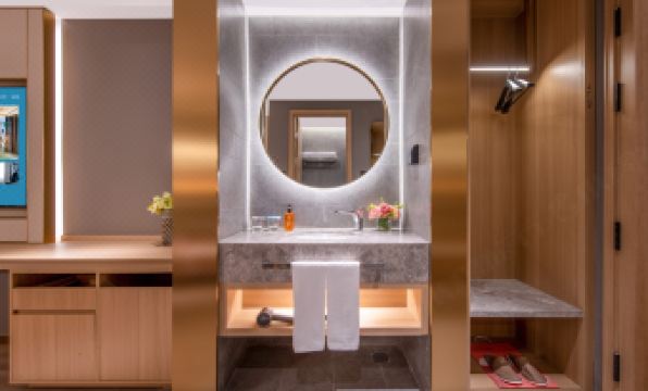 Orange Hotel (Shanghai Lujiazui Dongfang Road Branch)