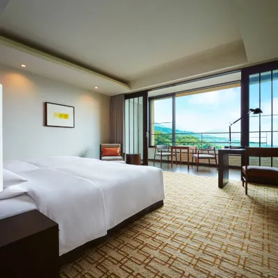 Hyatt Regency Hakone Resort and Spa Отели рядом с достопримечательностью «Гора Онсен»