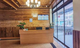 Chongqing Xianjian Inn