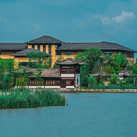 Funing Jinling Jinshahu Lakeside Hotel
