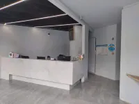 Flying Fish E-sports Hotel (Ganzhou South Bus Station)