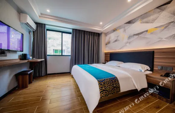 朋萊酒店（佛山勒流金華路店）