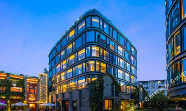 Cachet Boutique Hotel