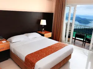 The Lake Hotel Tagaytay