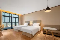 漢庭酒店（南昌太子殿地鐵站瑤湖師大店） 鄰近江西省奧林匹克體育中心-體育場的酒店