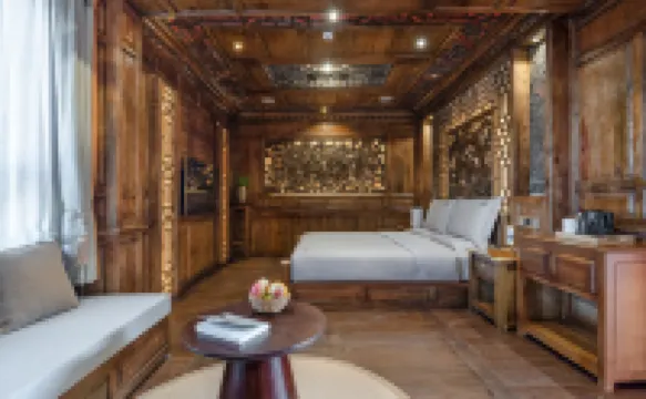 Passing-cloud Resort·Gaogongfu (Ancient town of Dukezong,Shangri-la)