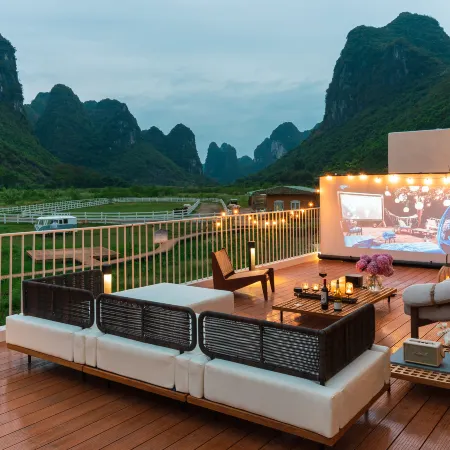 Yongshui River Store of the Thousand and One Courtyard Hopes Resort