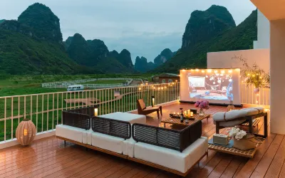 Yongshui River Store of the Thousand and One Courtyard Hopes Resort โรงแรมใน