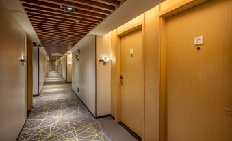 Tenwood Hotel (Xihua Road Caihongqiao Subway Station)