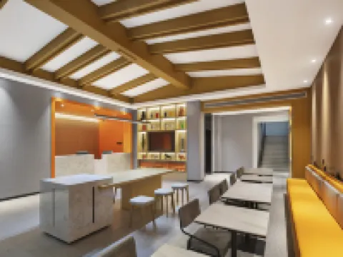 Le Ju Hotel (Hebi High speed Railway Station Wanda Plaza Branch) Hotels in Hebi
