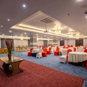 Hotel Palm International