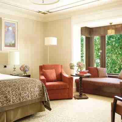 Four Seasons Hotel Istanbul at The Bosphorus Rooms