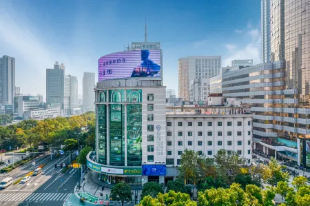 HanTing Premium Hotel (Ningbo Tianyi Square Center)