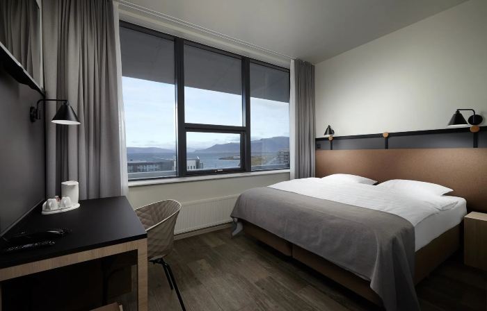 Hotel Cabin