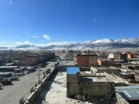 Holiday Inn Express LITANG by IHG - Mountain view