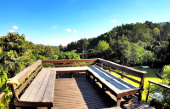 Vanilla Hill (Hill Lodge)