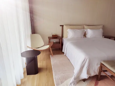 Lijiang Yefu Shanshui Se Ha~ Parent-child Holiday Pool Homestay