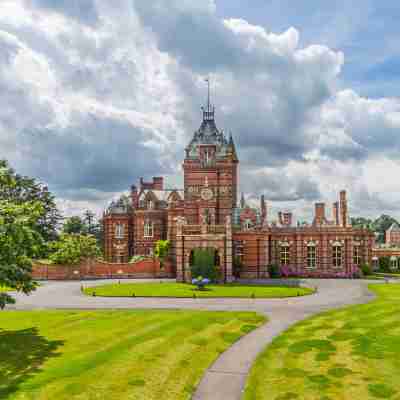 The Elvetham Hotel Hotel Exterior